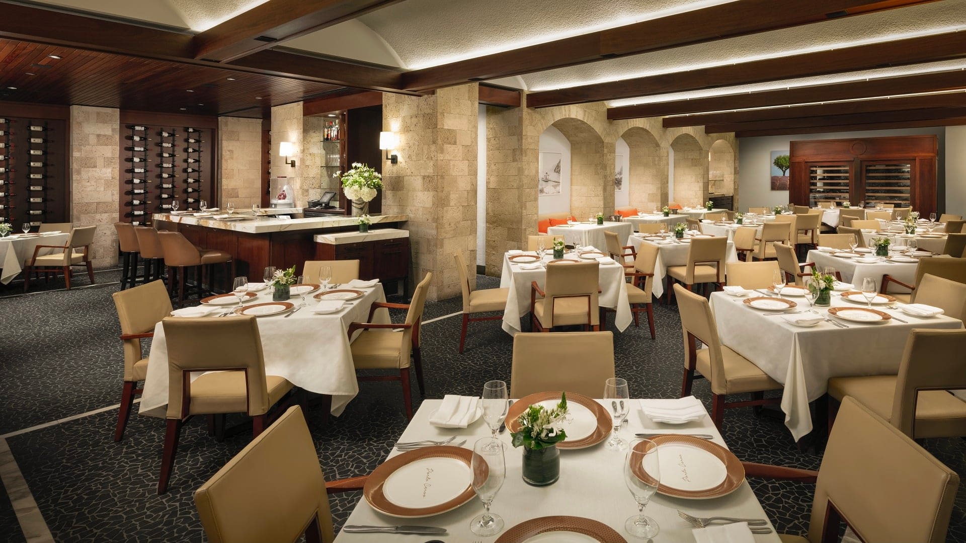 Hotel review Restaurants & Bars' - Fisher Island Club and Hotel - 3