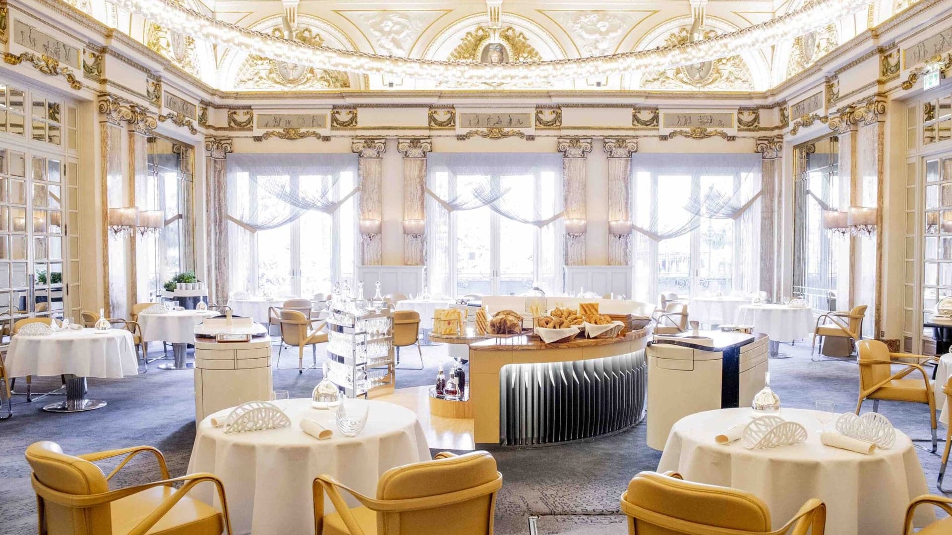 dining area of Le Louis XV by Chefs Dominique Lory and Alain Ducasse