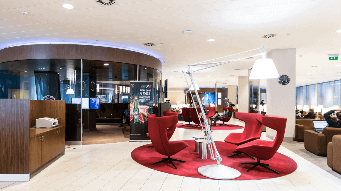 Airline review Airport experience - KLM - 9