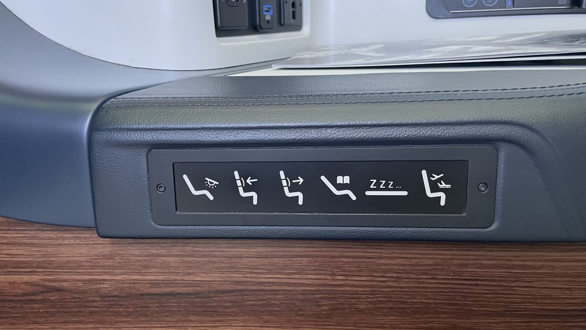 Airline review Cabin & Seat - Condor - 7