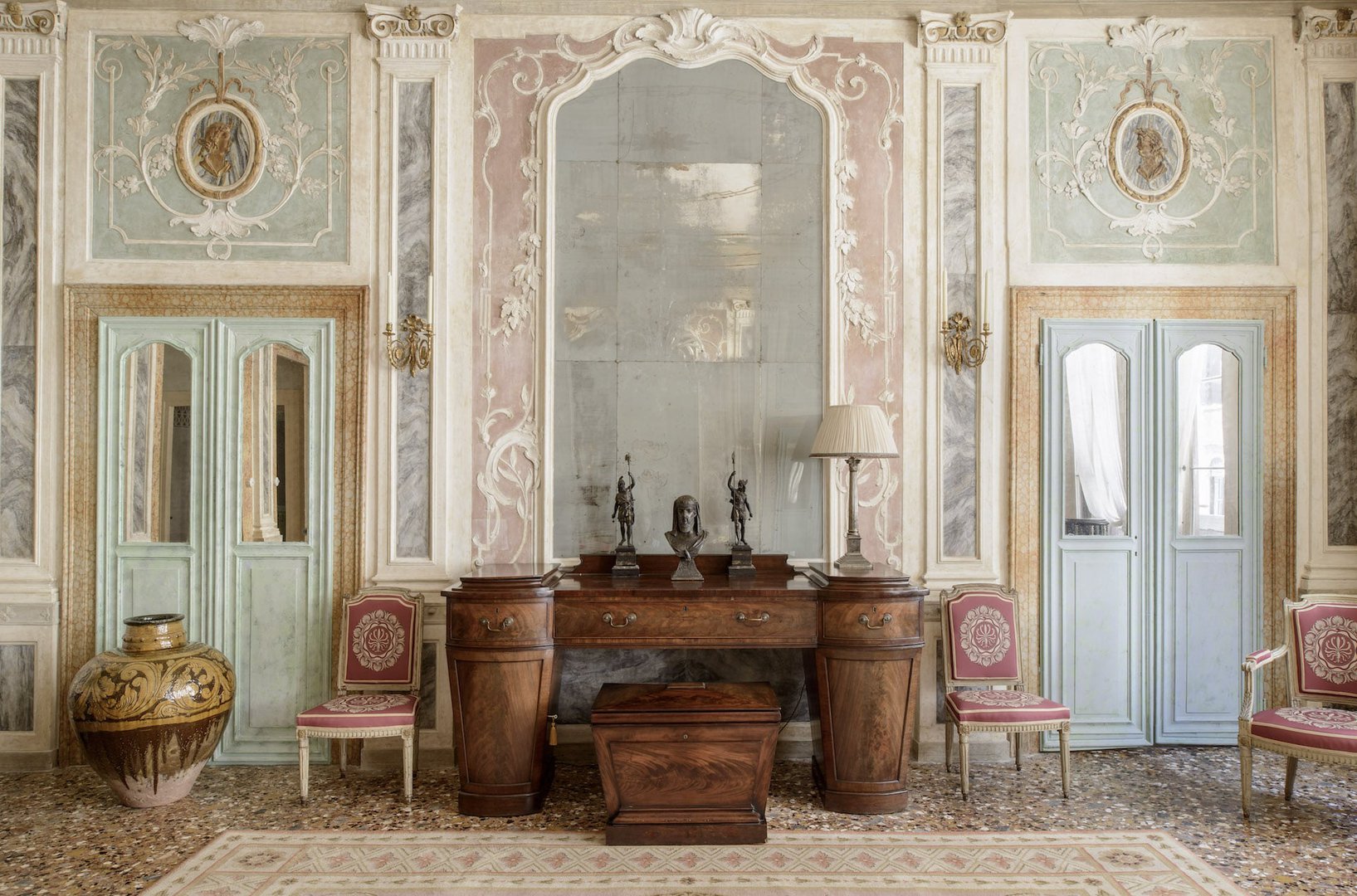 Imperiale Piano Nobile, en recension av ett venetianskt palazzo