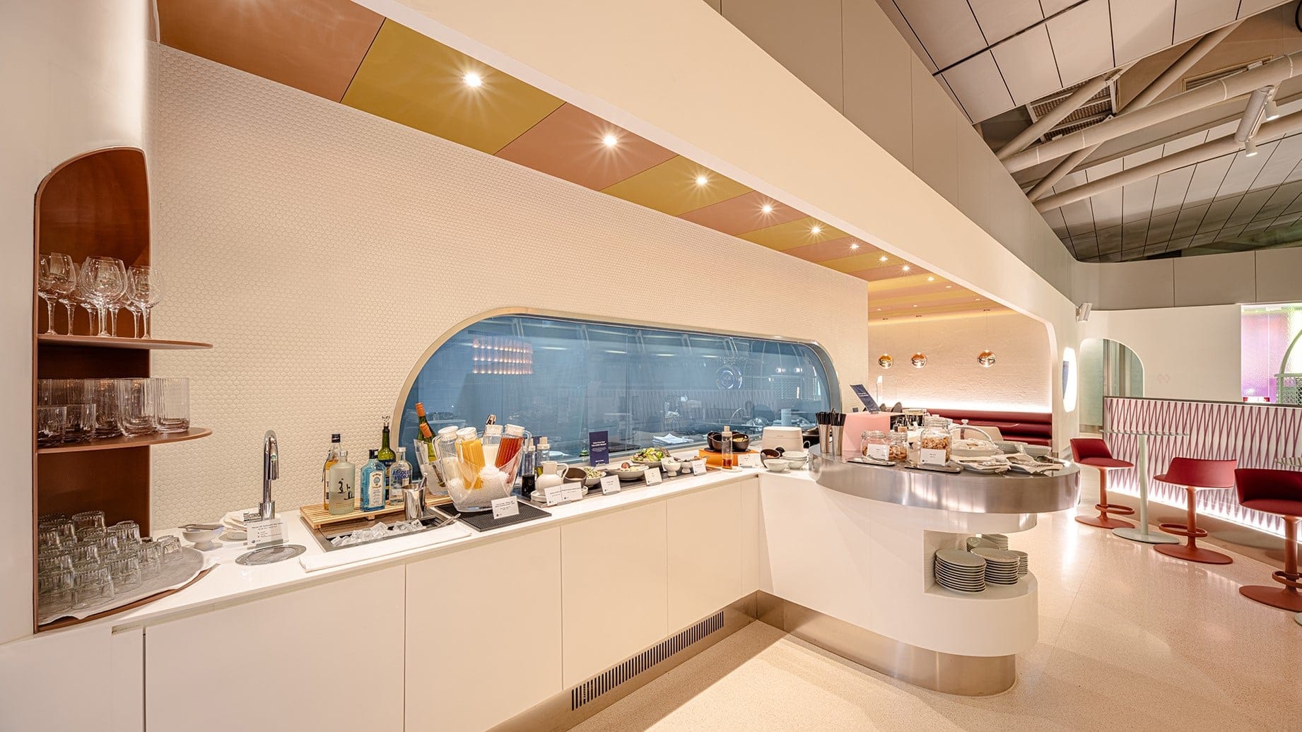 Airports News - oneworld's first Signature Lounge makes its debut in Seoul