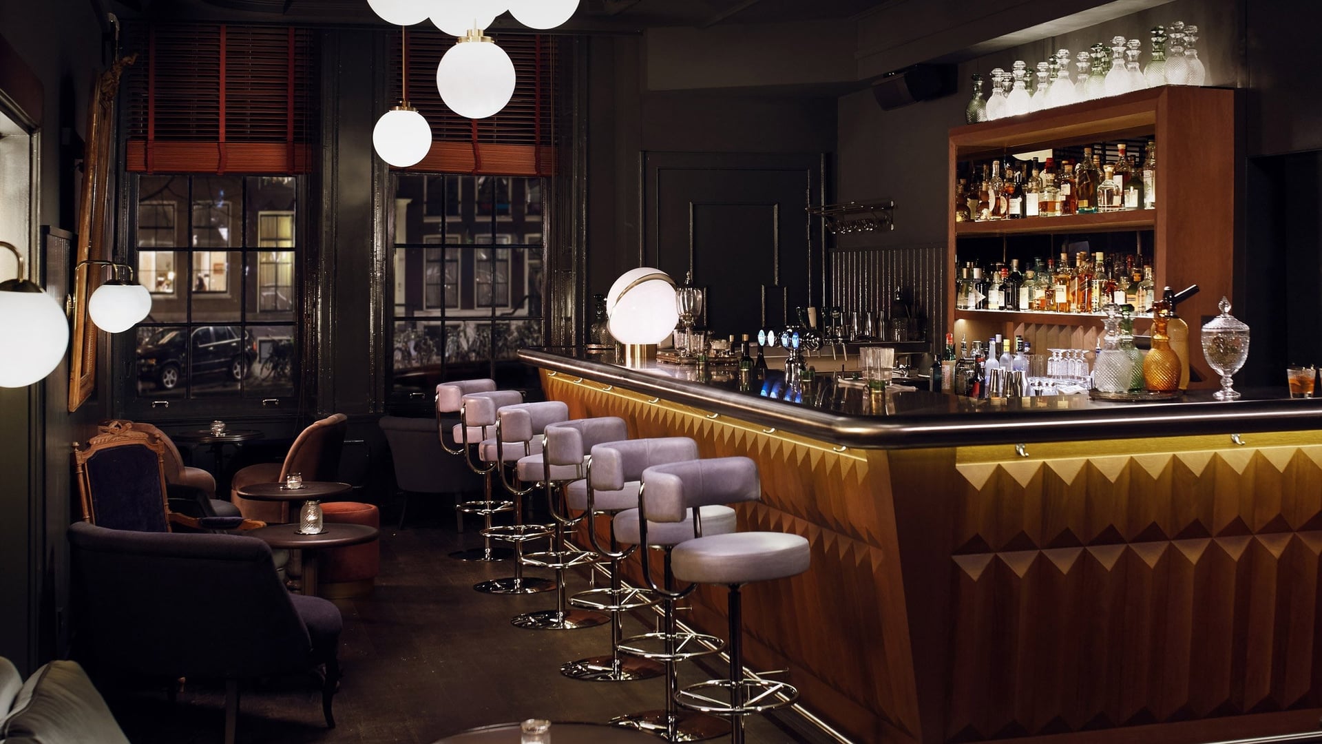 bar at the pulitzer amsterdam