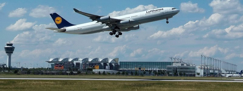 Lufthansa takes off to California