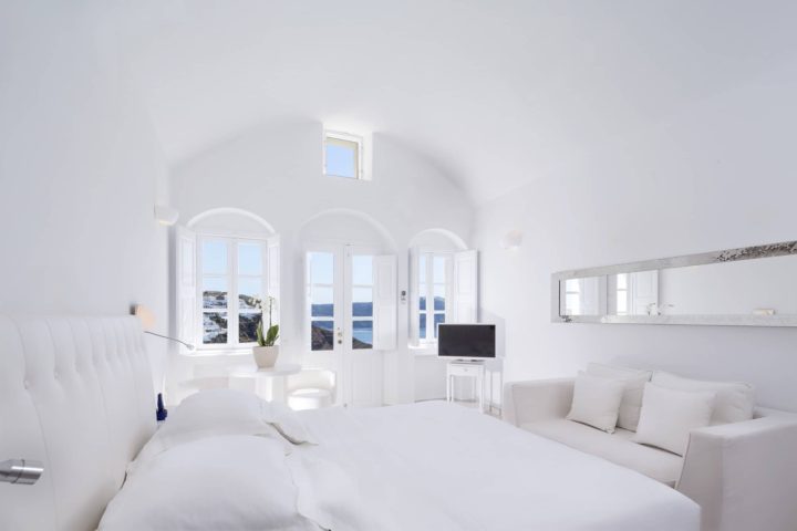 Luxurious All-White Hotel Opening Next Summer On Santorini - 2