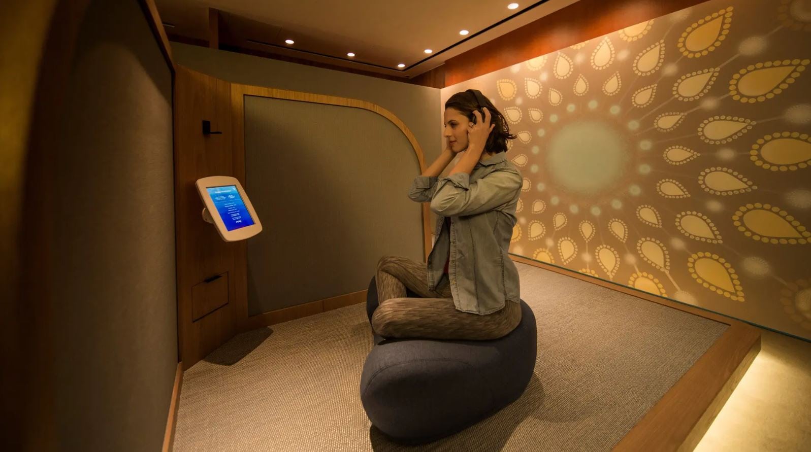 Airline review Airport experience - Cathay Pacific - 16