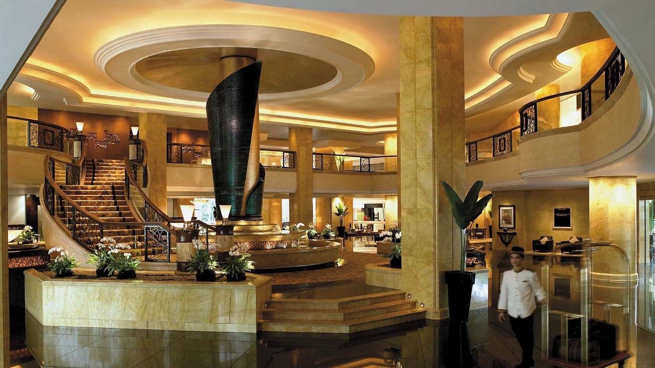Shangri La Kuala Lumpur lobby