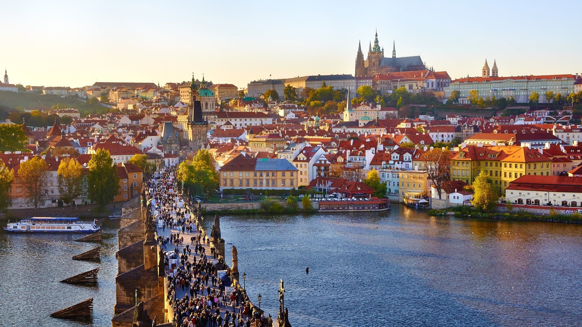 Prague Travel Guide