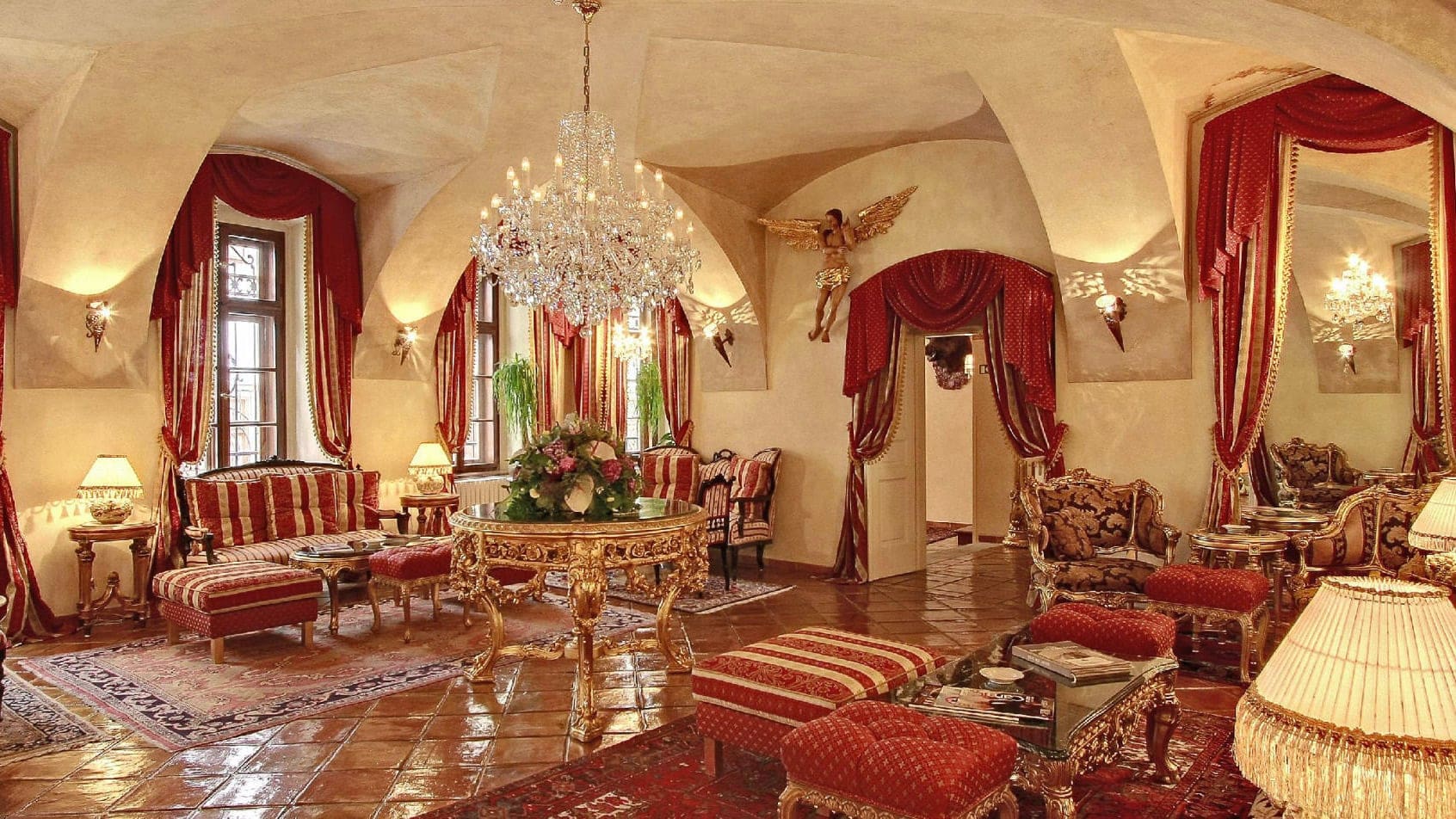 waiting area at The Alchymist Grand Hotel & Spa