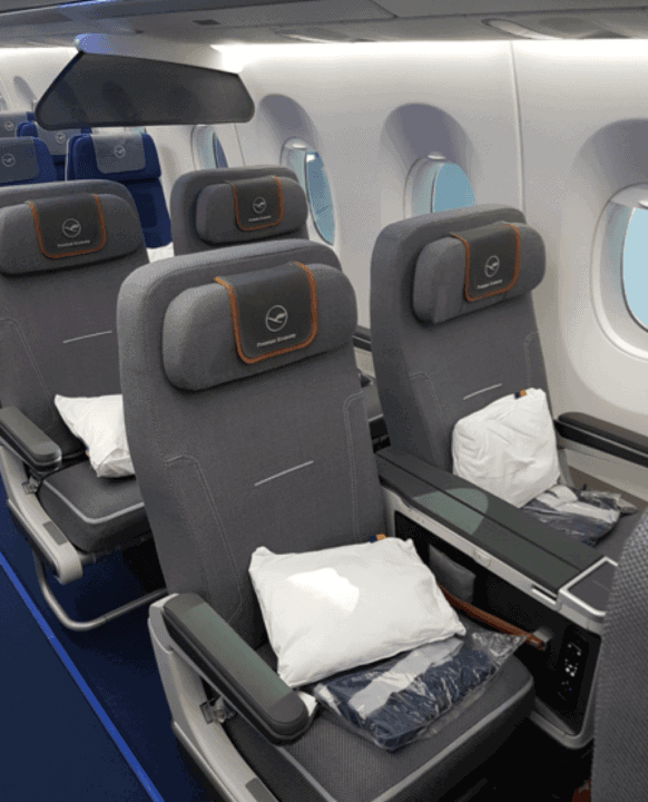 Lufthansa Airbus 350 Roll-in event - 6