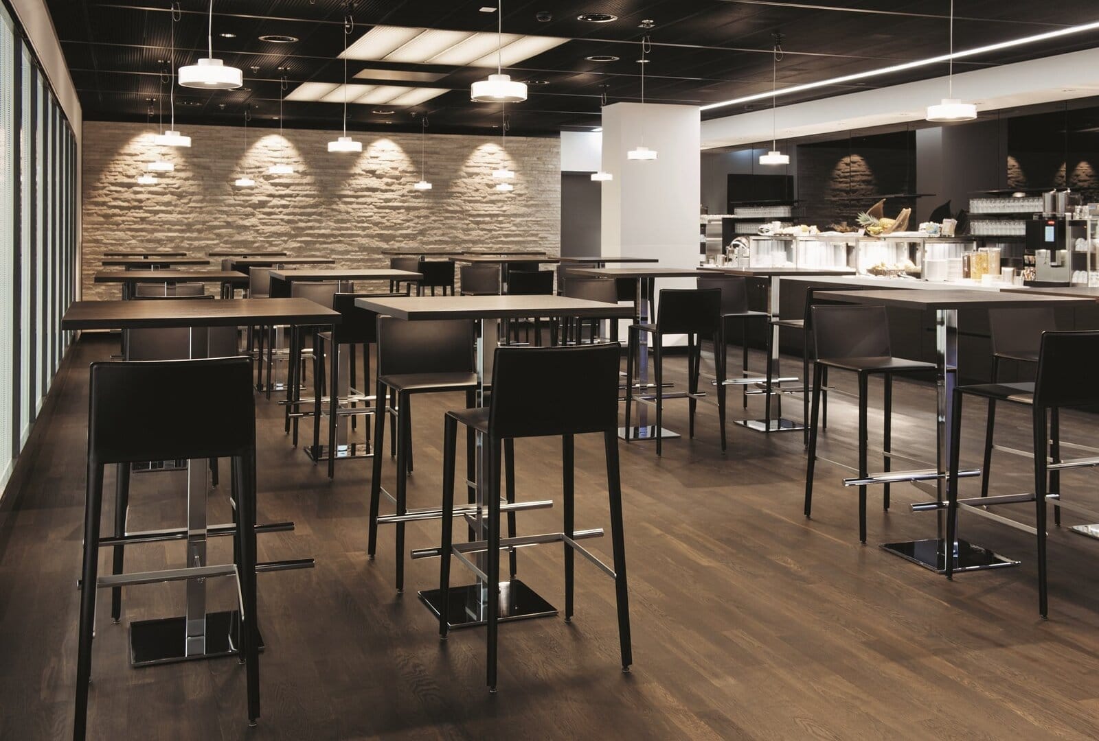 Airline review Airport experience - SWISS - 13