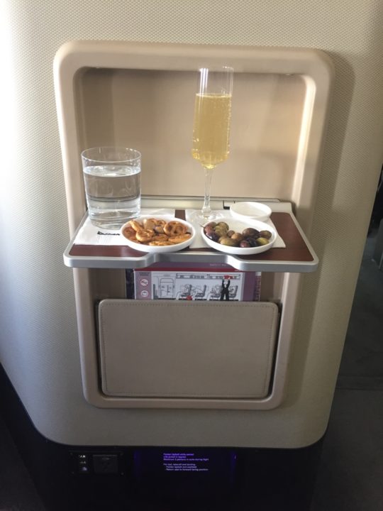 Medlemsrecension: 96 timmar, 23.534 miles, 1 hotellnatt, 3 long-haul Första klass, 2 short-haul Business class - 40