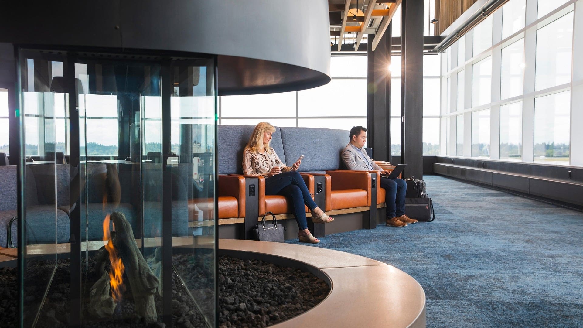 Airline review Airport experience - Alaska Airlines - 0