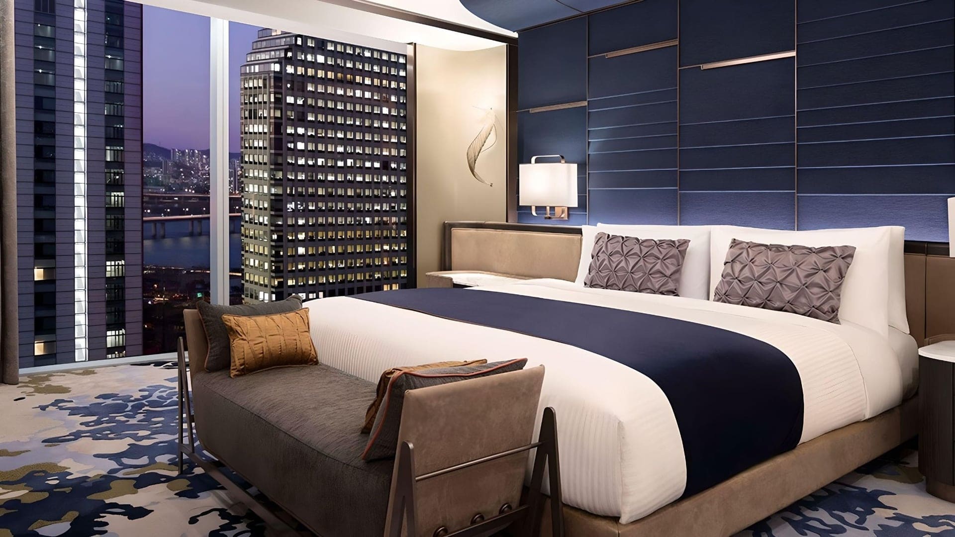 bedroom at fairmont ambassador seoul