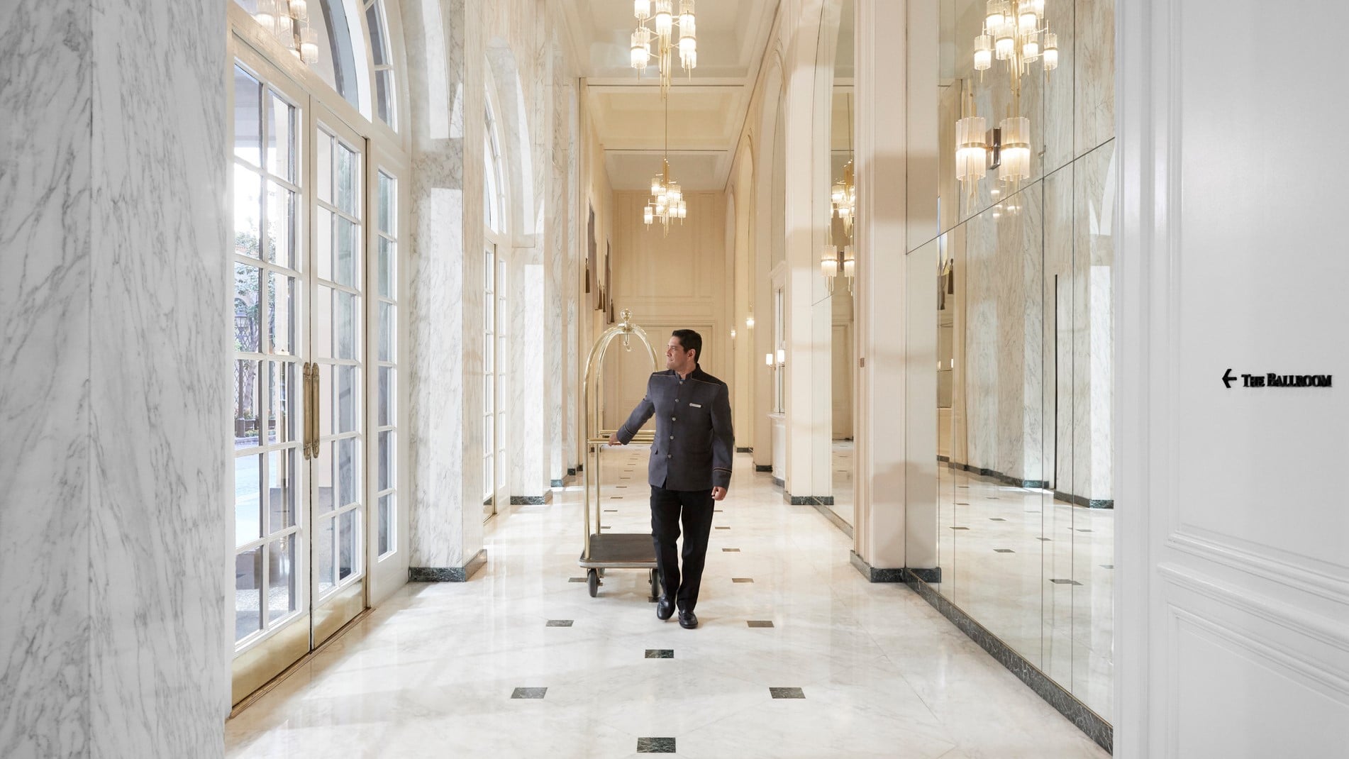 Hotel review What We Love' - Beverly Wilshire, A Four Seasons Hotel - 1