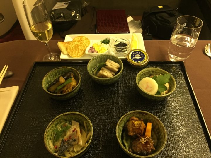 Medlemsrecension: 96 timmar, 23.534 miles, 1 hotellnatt, 3 long-haul Första klass, 2 short-haul Business class - 10