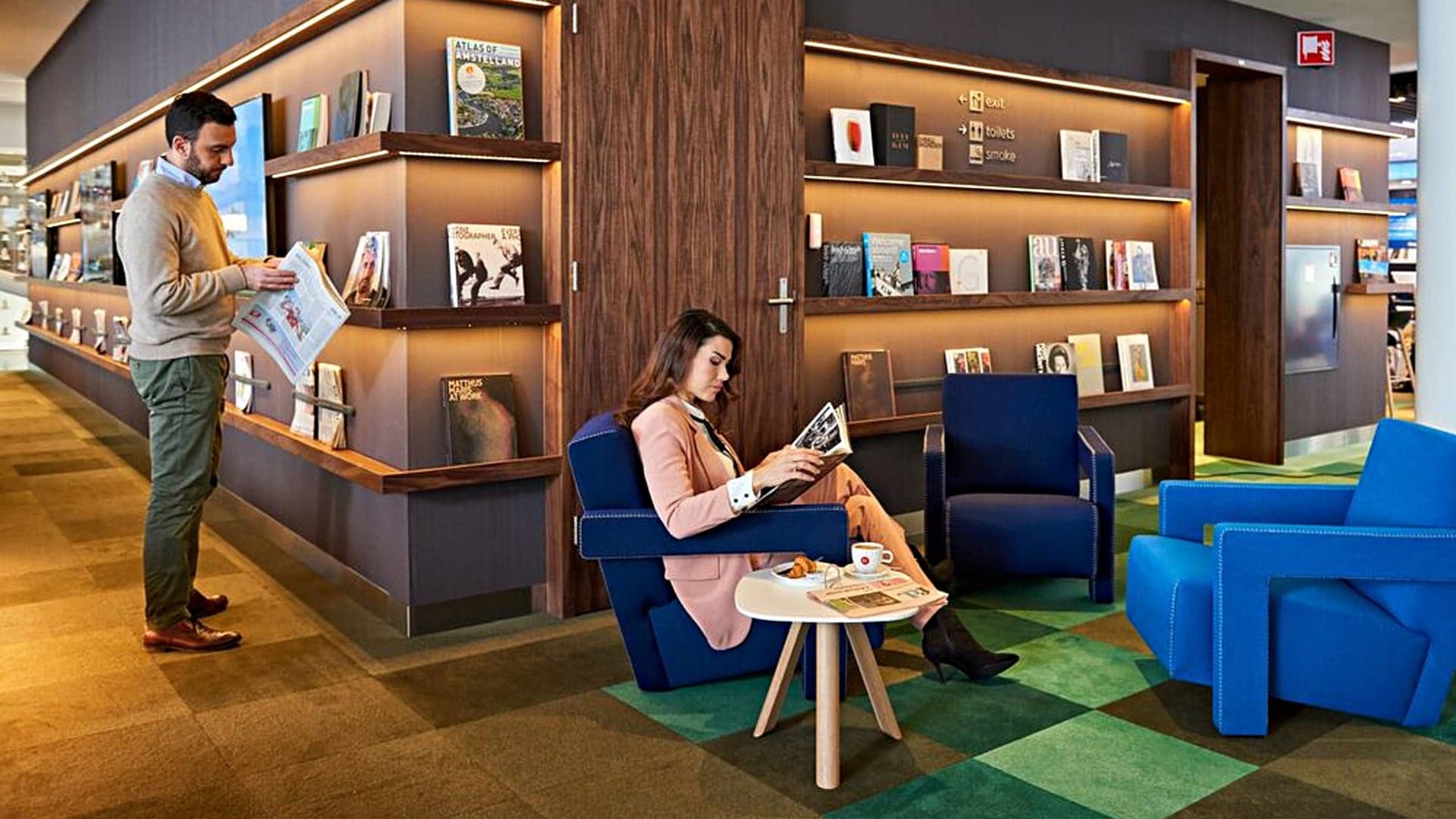 Airline review Airport experience - KLM - 4