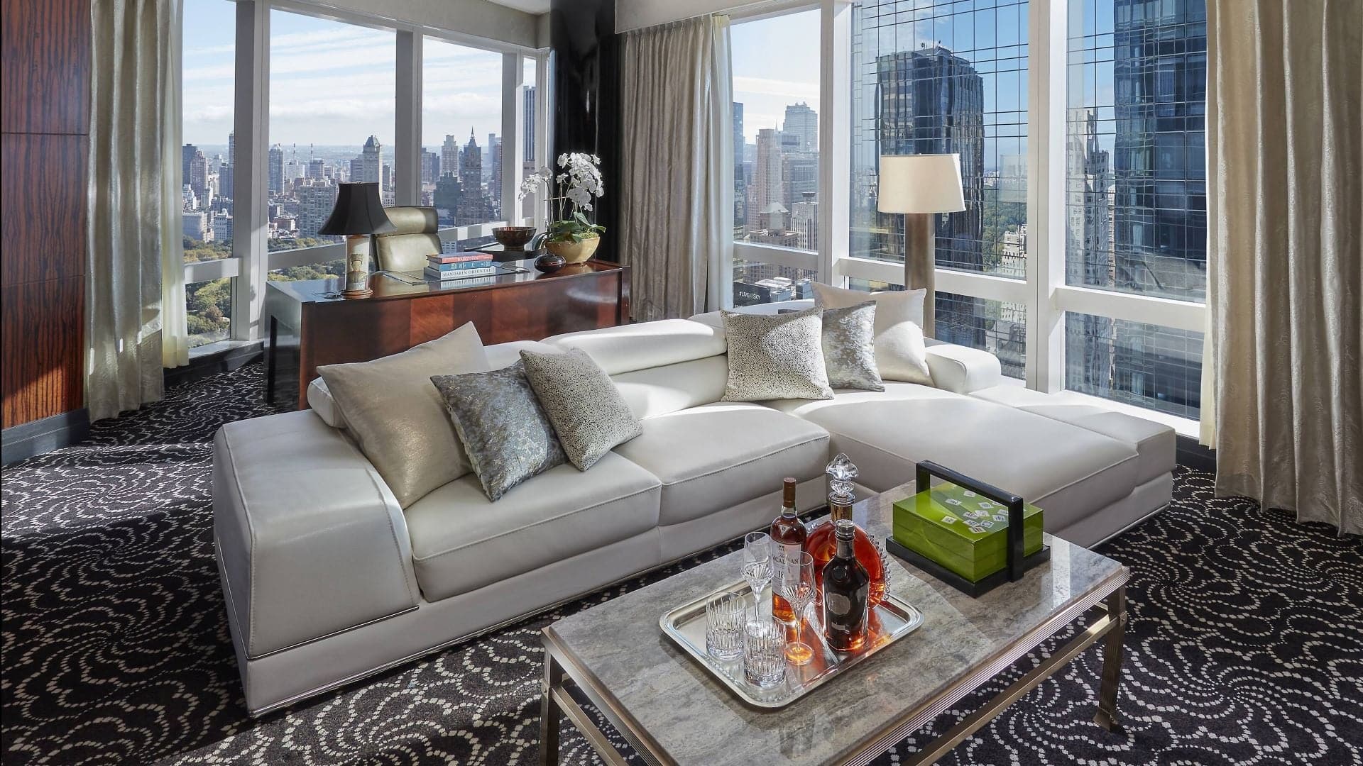 Hotel review What We Love' - Mandarin Oriental New York - 0