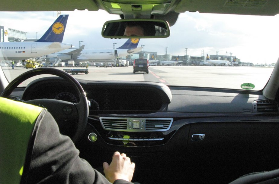 Lufthansa First Class Terminal, Frankfurt - 12