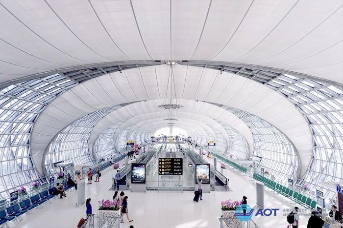 The world’s 10 best airports for luxury shopping - 2