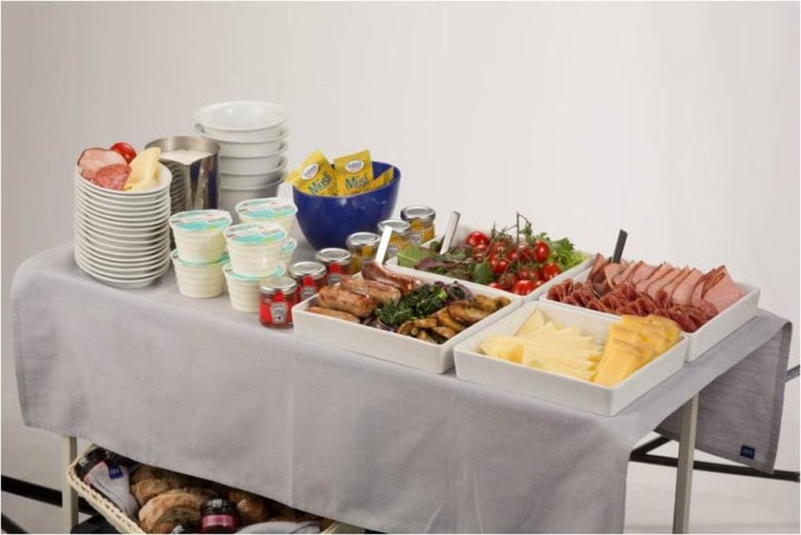 SAS innfører nye måltider og nytt serveringskonsept i business class på langruter - Andre serveringen - med fler valg eller individuell frokost - 1