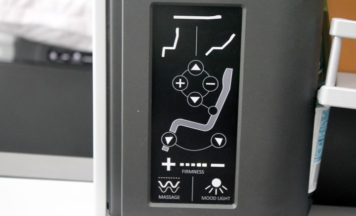 Review: SAS new business class seat - Decide for yourself how soft you want your seat - 2