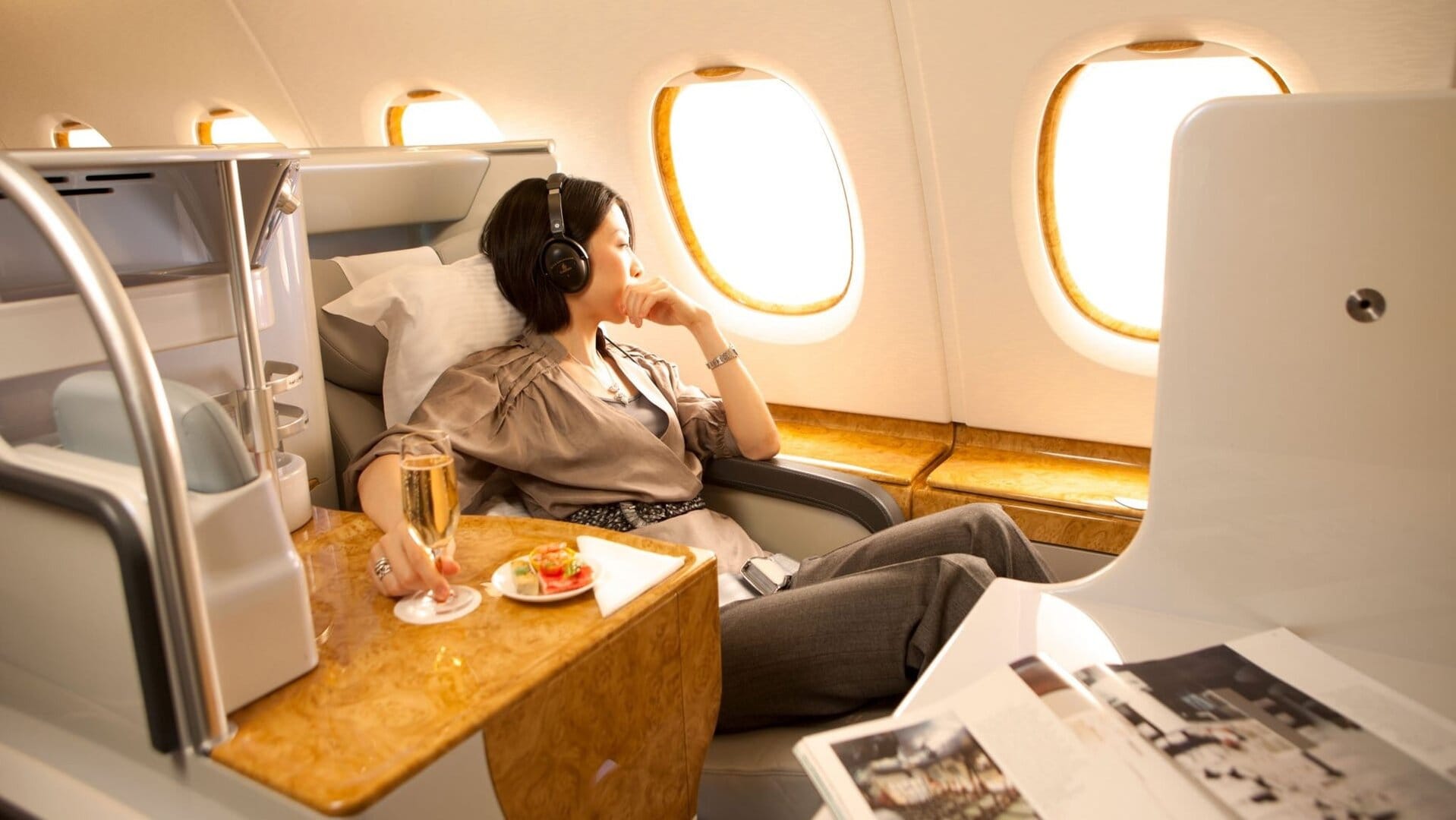 10 Best Business Class Champagnes & Sparkling Wines