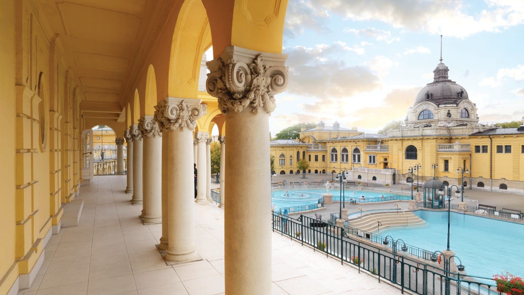 Hotel review What We Love' - Four Seasons Hotel Gresham Palace Budapest - 1