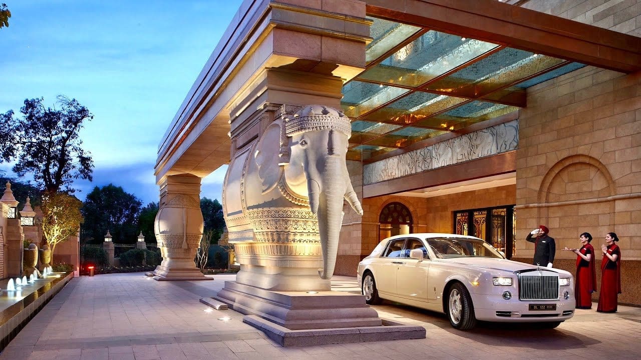 10 Best Luxury Hotels in Delhi and Agra