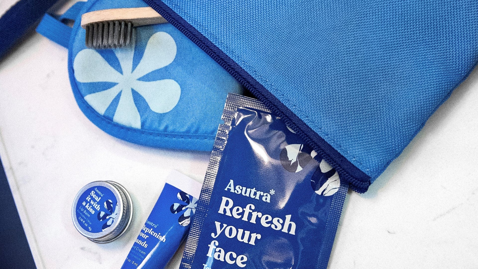 Airlines News - United's new amenity kits by Venus Williams