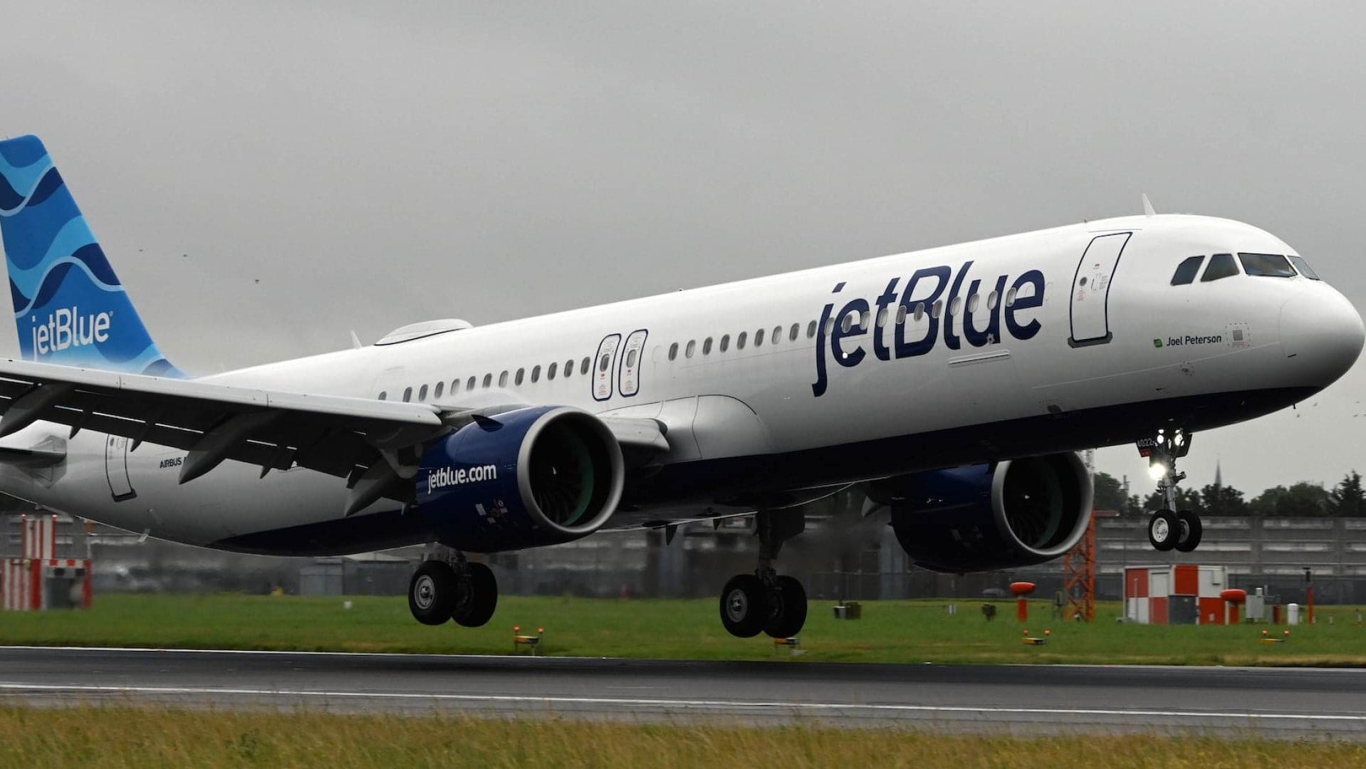 JetBlue launches New York/London daytime flights