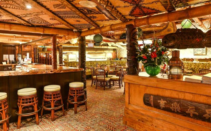 5-Star London Hilton on Park Lane Celebrates 55th Anniversary With Sixties-Themed Party - 2