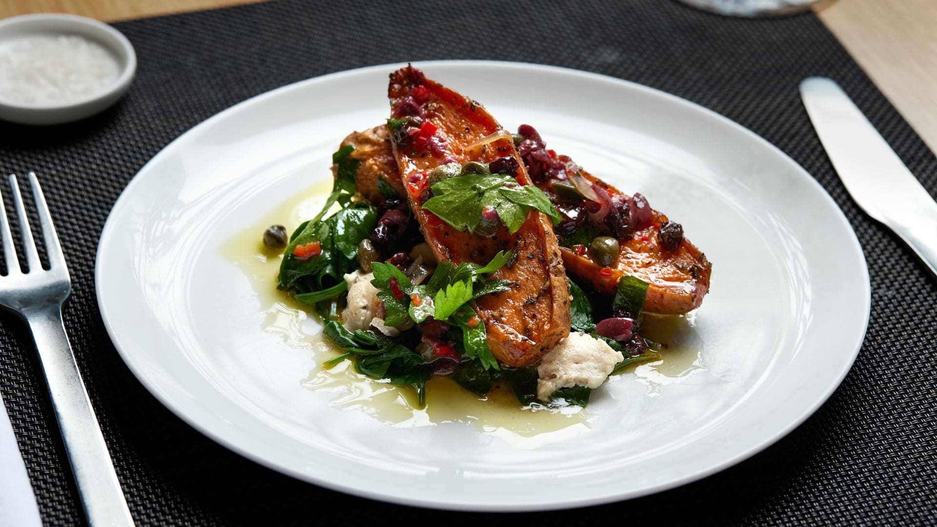 Airlines News - Qantas - Campari and Australian Gin now being served