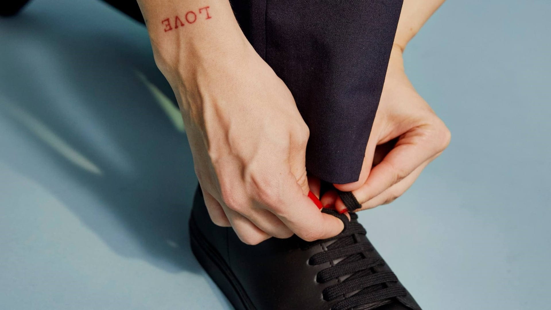 SAS - sneakers and tattoos