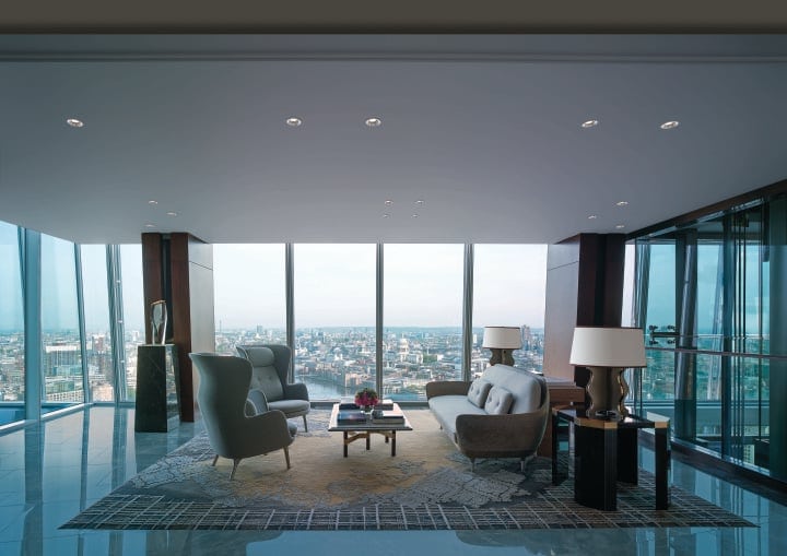 Londons første skyskraber hotel er åbnet