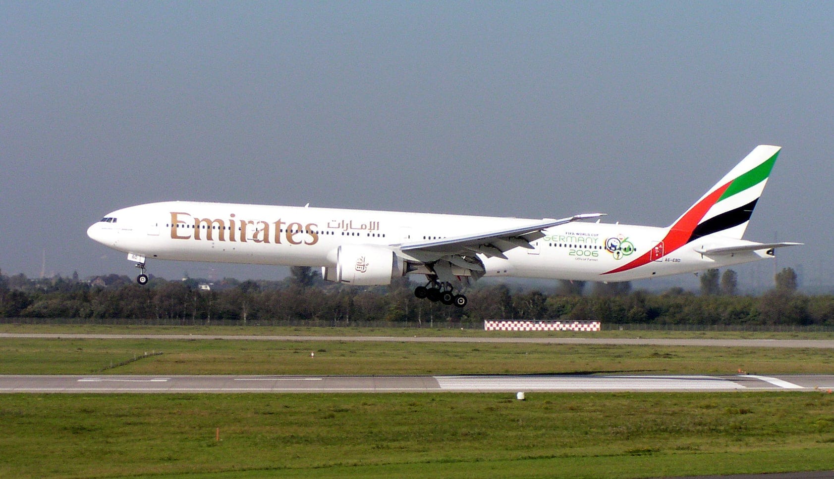 Emirates to boost capacity to London