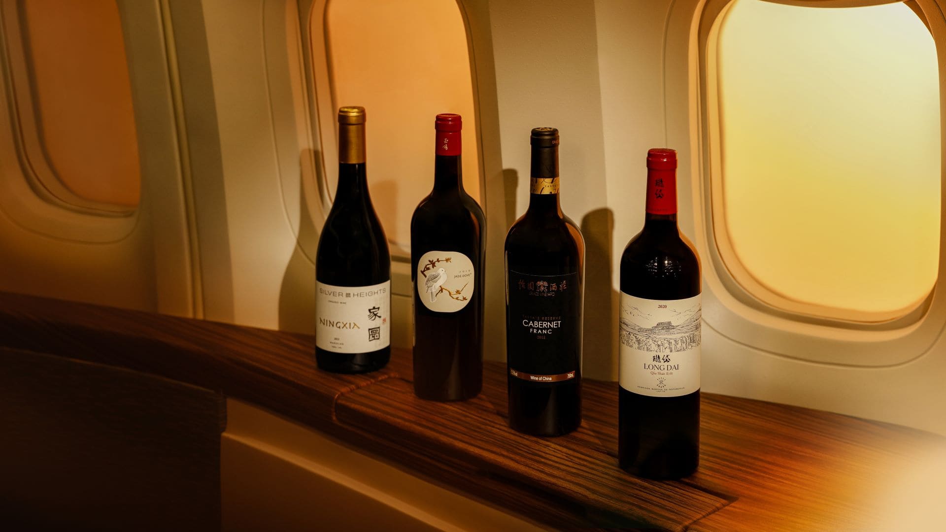 Airlines News - Cathay Pacific - new Premium Economy seats & more!