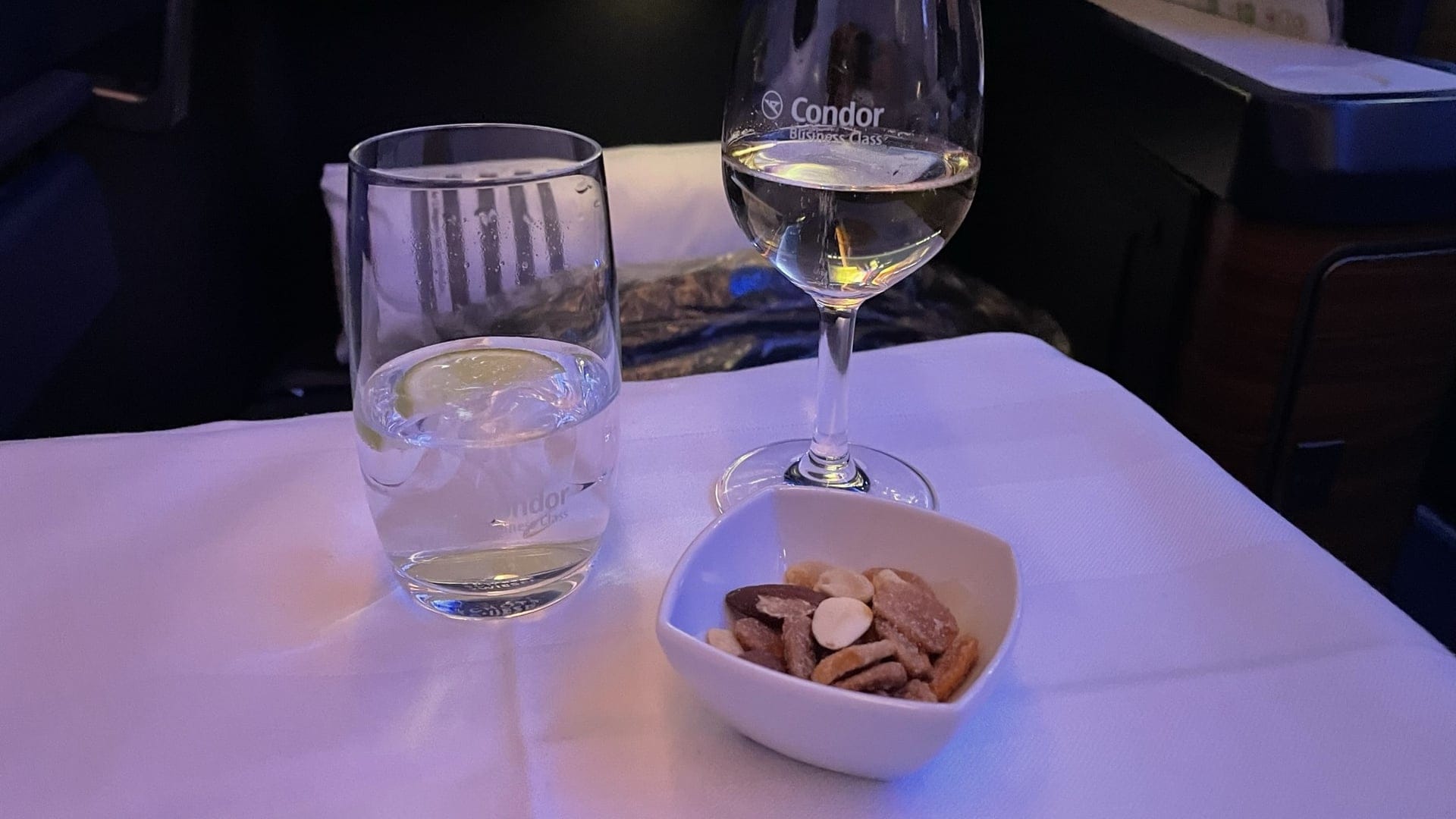 Airline review Beverages - Condor - 11