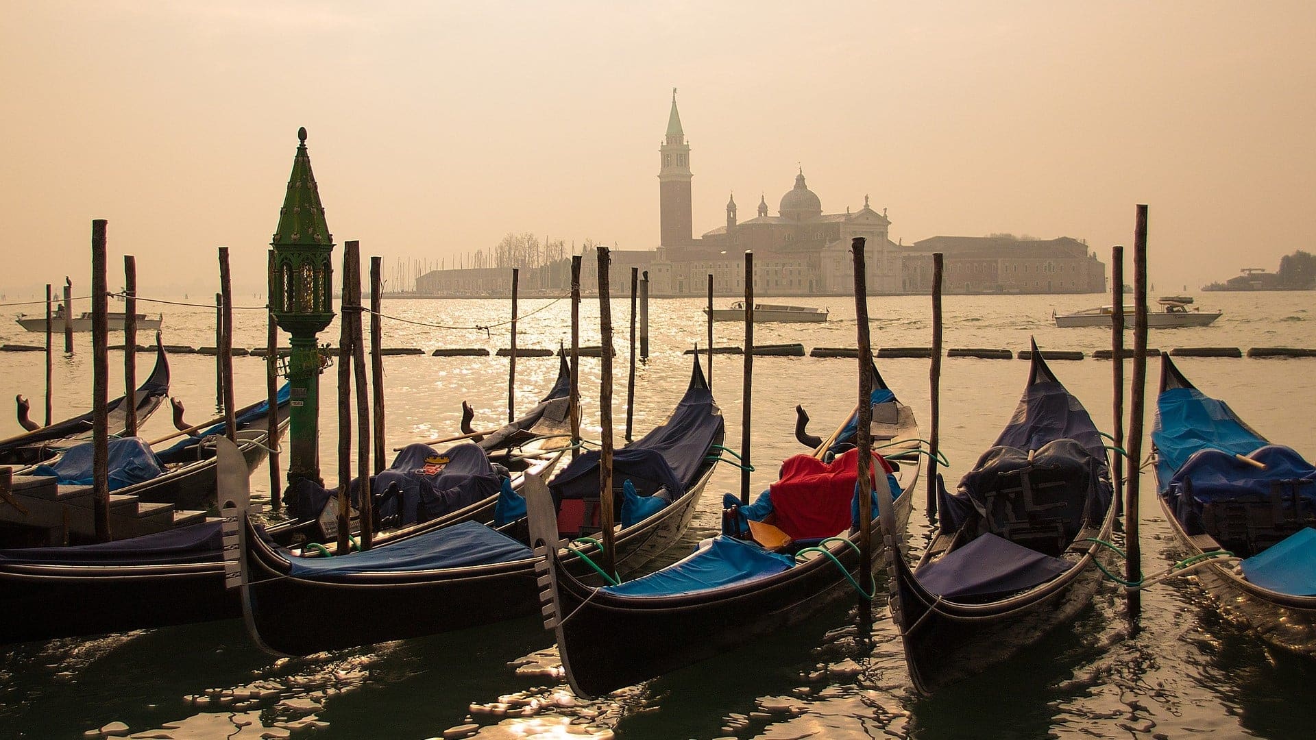 Venice Travel Guide