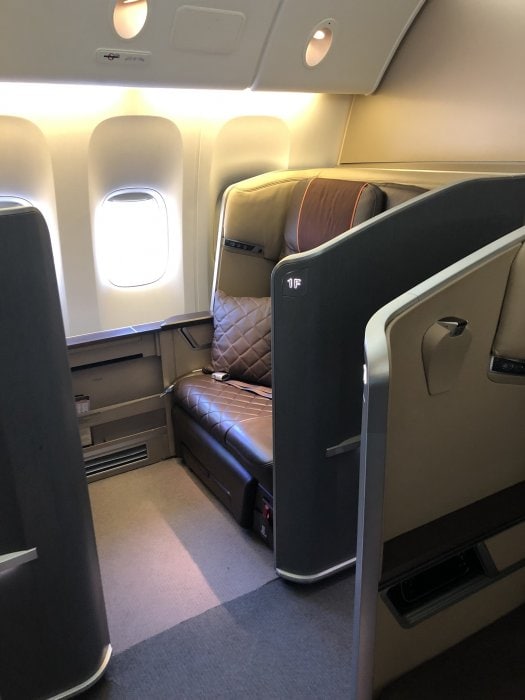 Medlemsanmeldelse: Hawkers, hemmelige barer, Michelin-kro og Singapore Airlines i First