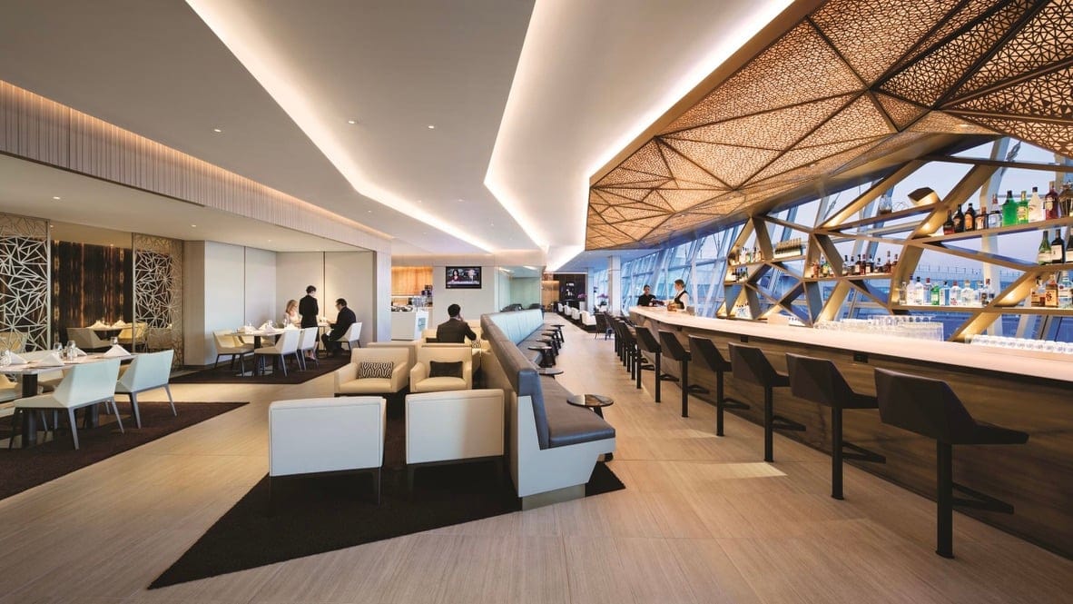 Airline review Airport experience - Etihad Airways - 0