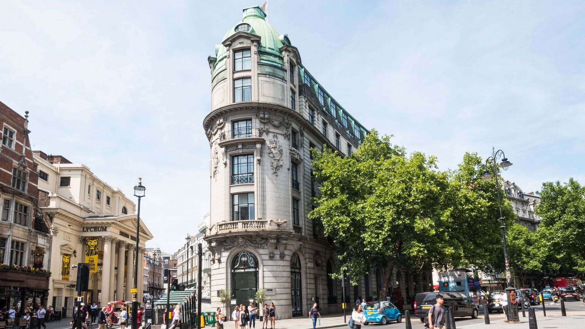 Front entrance of One aldwych.