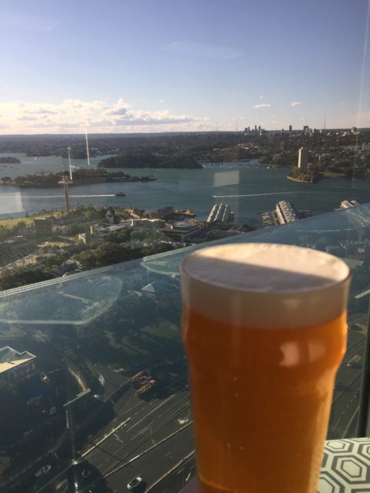 Medlemsrecension: 96 timmar, 23.534 miles, 1 hotellnatt, 3 long-haul Första klass, 2 short-haul Business class - 32