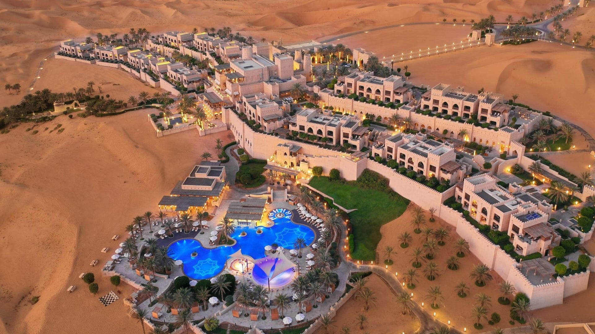 10 Best Luxury Hotels in Abu Dhabi