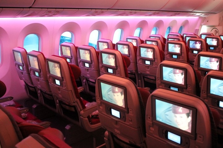 En titt i Qatar Airways Boeing 787 Dreamliner - Economy Class på Qatar Airways Dreamliner - 5