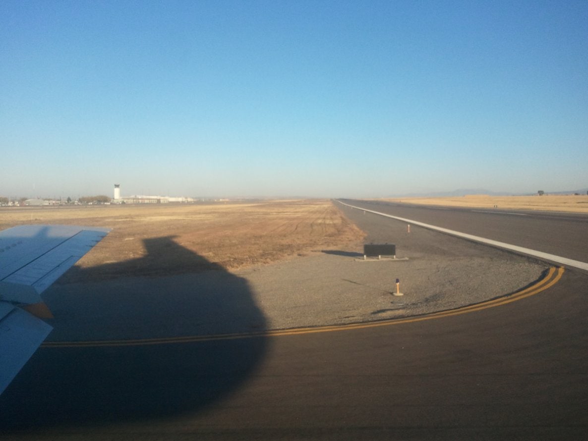 Del 2 av En annorlunda semester: 31 flyg på 9 dagar ... i ekonomiklass på Skyteam - Delta DL7803: Salt Lake City till Twin Falls – Propellerflyg och lokal färg - 3