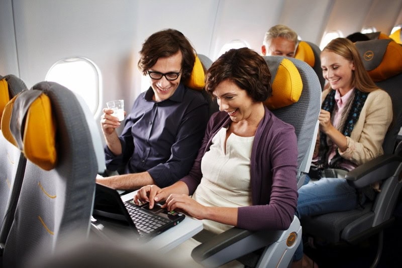 Lufthansa launches broadband on short- and medium-haul flights