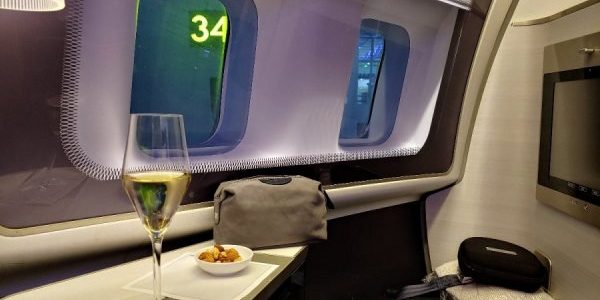 Med British Airways First til Yankee Victor Romeo