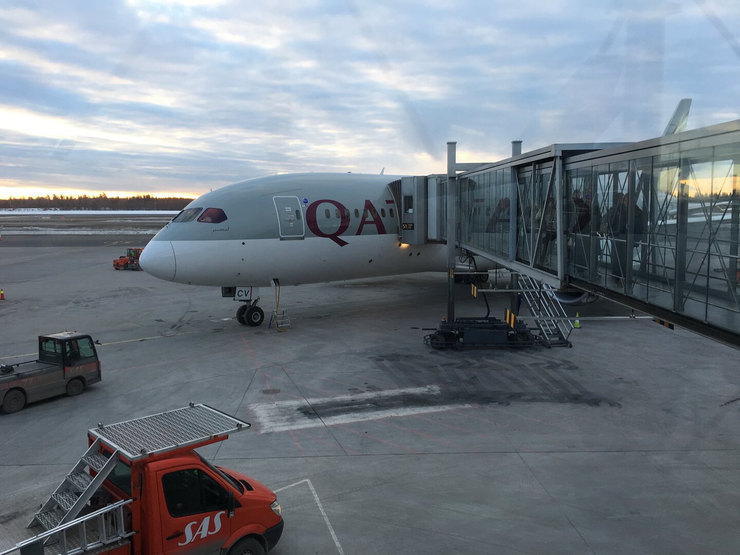 Är en resa med Qatar Airways på business class medicinen mot flygskräck? Recension av Qatar Airways Business Class, Oslo-Doha-Singapore t/r