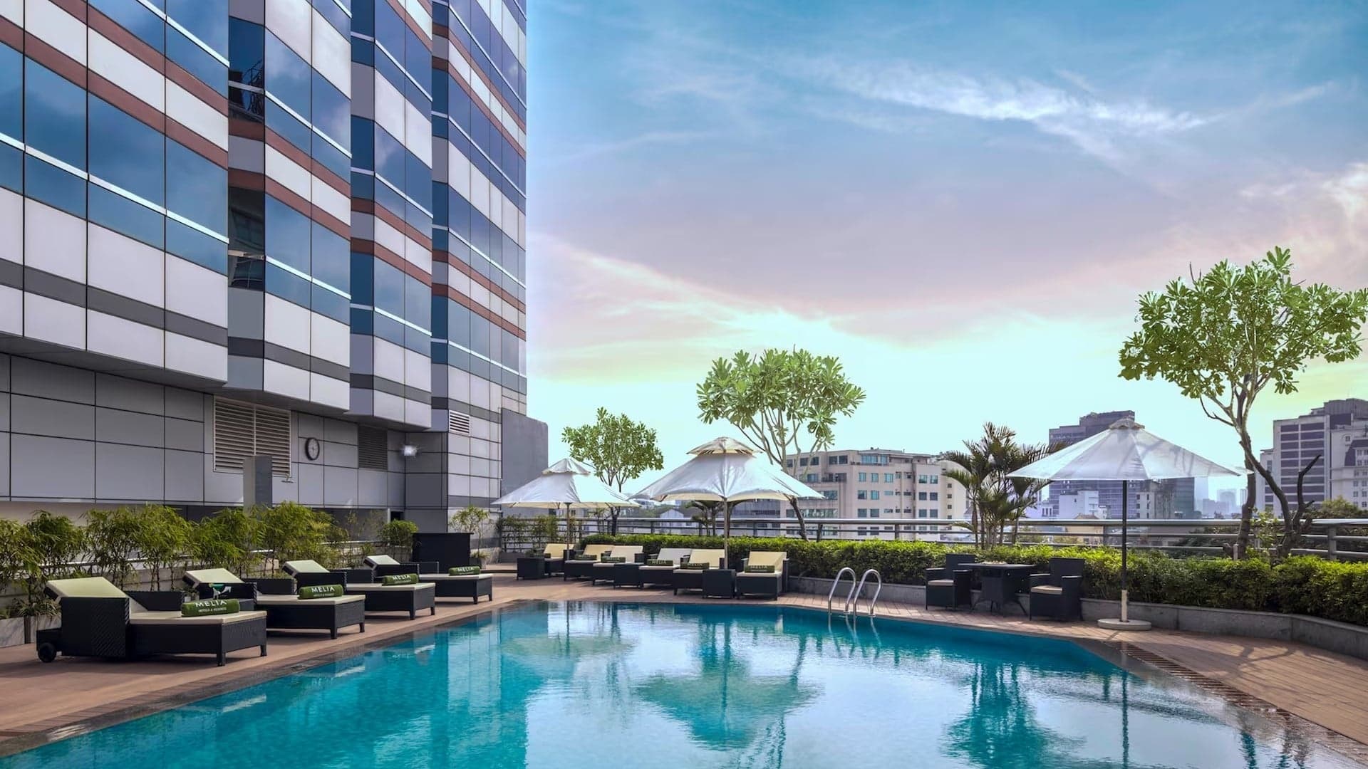 the swimming pool at Melia Hanoi